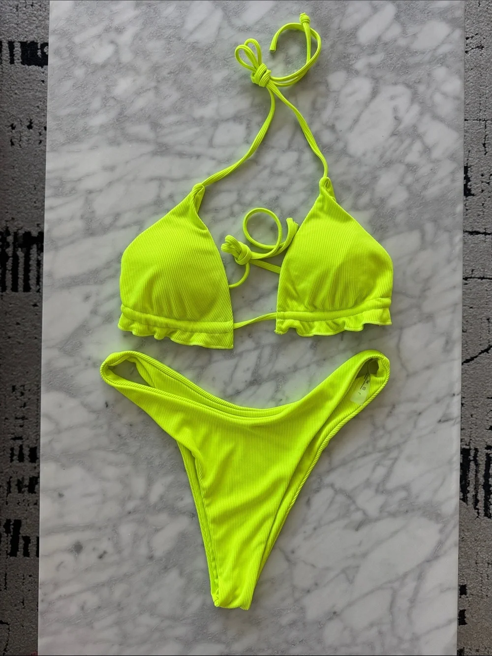 🌼SHEIN🌼 Bundle Ribbed Ruffle Triangle Bikinis, Size L